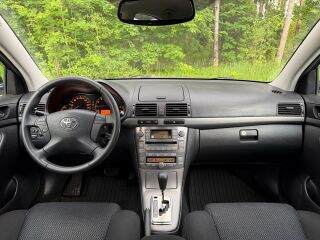 Toyota Avensis Linea Sol Technical 2.0 VVT-i 108kW