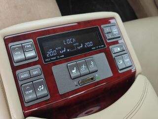 Lexus LS 600h 5.0 V8 290kW