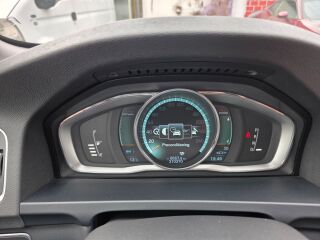 Volvo V60 Summum AWD Plug-In Hybrid Ice White 2.4 D5 158kW