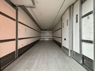 Mercedes-Benz Antos 1832 4x2 235kW
