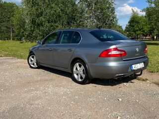 Skoda Superb 2.0 103kW