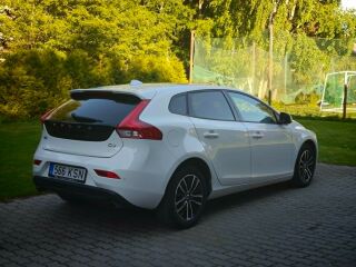 Volvo V40 2.0 110кВ
