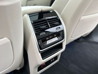 BMW X7 M-Sportpakett Individual 3.0 195kW