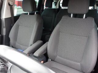 Peugeot 5008 Style Facelift 1.6 R4 HDi 84кВ