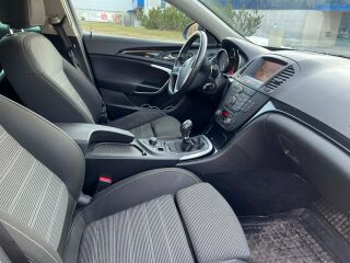 Opel Insignia SPORTS TOURER SW 2.0 118kW