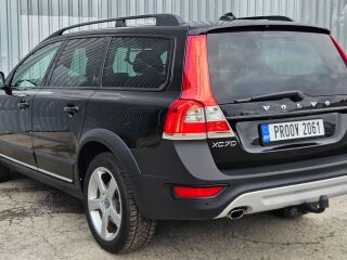Volvo XC70 Summum Onyx Black 2.0 D4 133kW