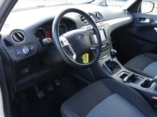 Ford Galaxy 2.0 R4 103кВ