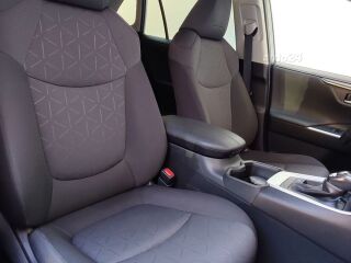 Toyota RAV4 Luxury 131kW