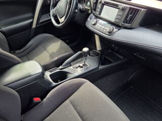 Toyota RAV4 luxury pluss 2.0 111kW