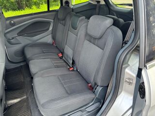Ford Grand C-Max Titanium 7K 1.6 TDCi 85kW