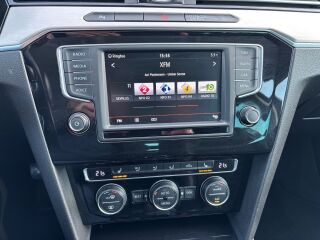 Volkswagen Passat Highline 1.6 TDi 88kW