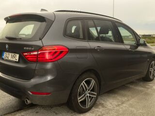 BMW 220 2.0 140kW