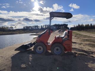 MY-390 skid steer 8kW