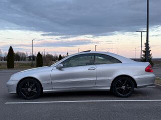 Mercedes-Benz CLK 320 Avantgarde 3.0 V6 165kW