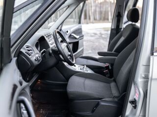 Ford Galaxy Ghia 2.0 103kW
