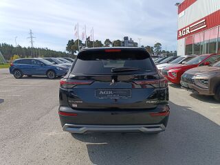 Mitsubishi Outlander Instyle 4WD 2.4 PHEV 225kW
