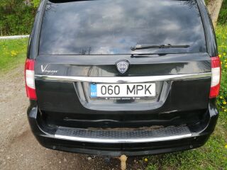 Lancia Voyager 3.6 208kW