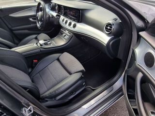Mercedes-Benz E 220 AVANTGARDE / SPORT STYLE / 2.0 143kW