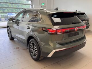 Volkswagen Tiguan Elegance 1.5 eTSI 110кВ