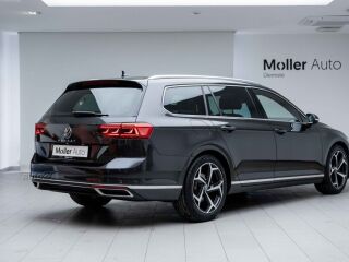 Volkswagen Passat TDI Elegance 2.0 110кВ