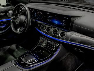 Mercedes-Benz E 300 AMG 4-MATIC 2.0 143kW