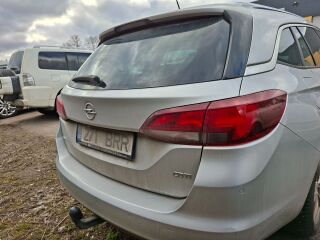 Opel Astra 1.6 100кВ
