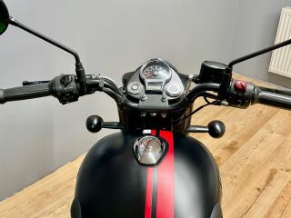 Royal Enfield Classic 350 Dark Stealth Black 15кВ