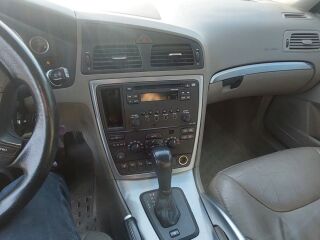 Volvo XC70 2.4 136kW