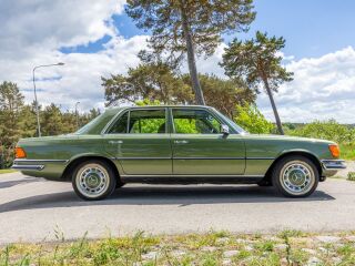 Mercedes-Benz 450 4.5 V8 185kW