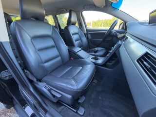 Volvo V70 Momentum 2.0 100кВ
