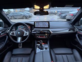BMW 530 Xdrive M-pakett Facelift 3.0 210kW
