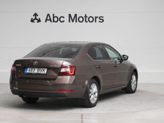 Skoda Octavia Ambition FL PLUS 1.4 110кВ