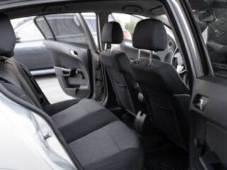 Opel Astra Elegance Facelift 1.6 85кВ