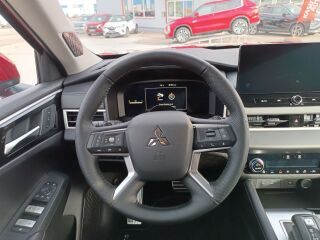 Mitsubishi Outlander Instyle Plus 4WD 2.4 PHEV 225кВ