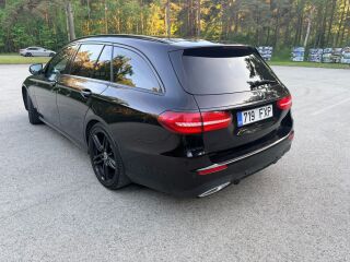 Mercedes-Benz E 220 2.0 143kW