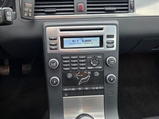 Volvo V70 MOMENTUM 2.4 120kW