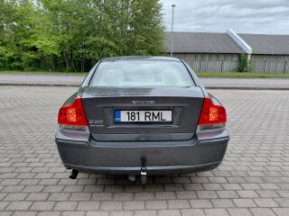 Volvo S60 D5 2.4 R5 93кВ