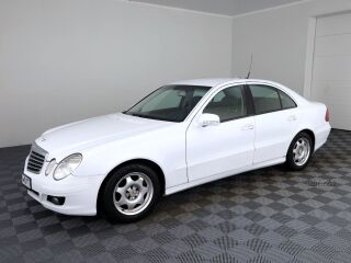 Mercedes-Benz E 200 Elegance Facelift ATM 1.8 120kW
