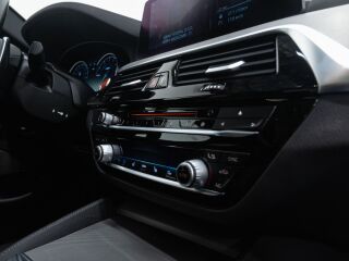 BMW M5 4.4 441kW