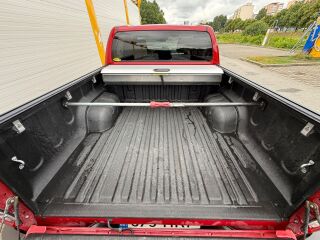 Toyota Hilux Double Cab Legend 2.8 150кВ