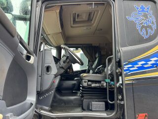 Scania R500 8x4*4 368kW