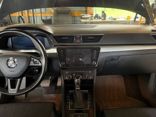 Skoda Superb 1.5 110кВ