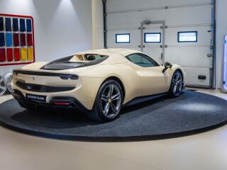 Ferrari 296 GTS 2.9 V6 610kW