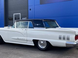 Ford Thunderbird V8 Coupe 7.1 V8