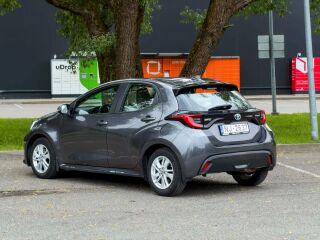 Toyota Yaris Active Plus 1.5 68кВ