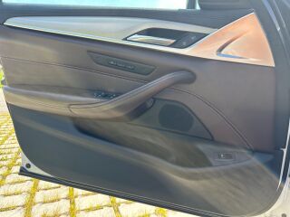 BMW 530 Luxury Line 3.0 195kW