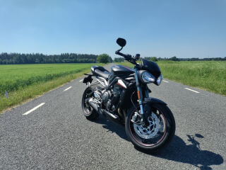 Triumph Street Triple RS 90kW