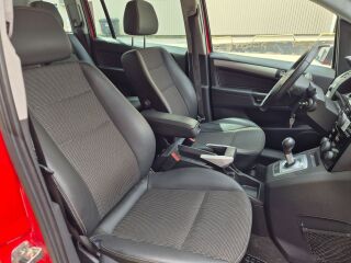 Opel Zafira Facelift 1.8 103кВ