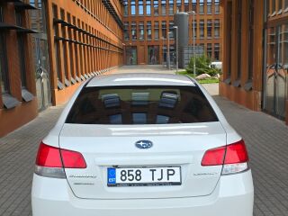 Subaru Legacy 2.5 123kW