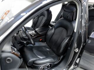 Audi A8 Quattro Long Facelift 3.0 V6 TDI 190kW